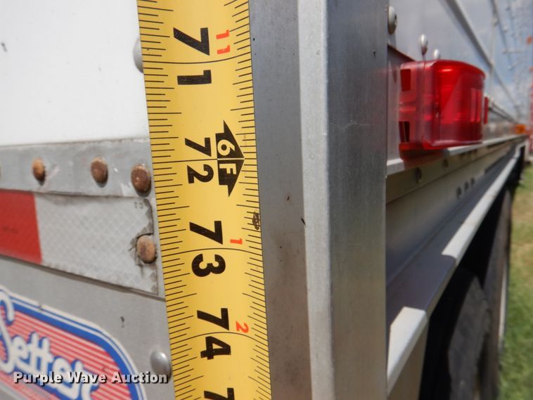 image for item DL0572 2012 Wilson DWH-550 Pace Setter  grain trailer