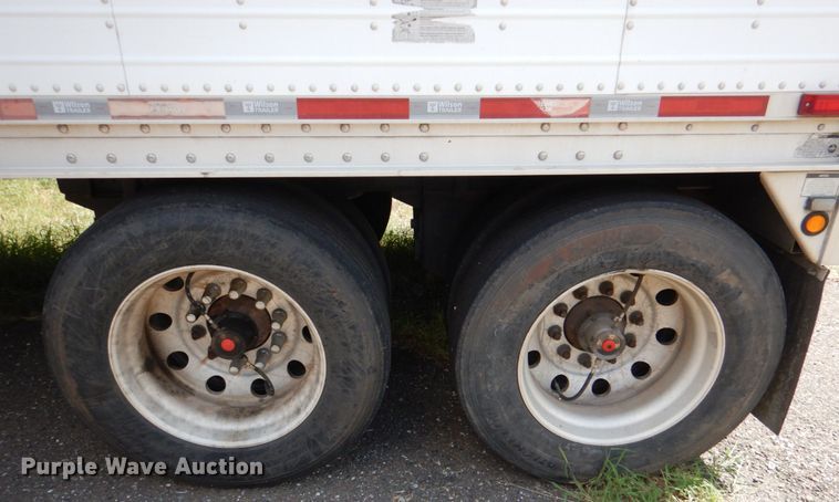 image for item DL0572 2012 Wilson DWH-550 Pace Setter  grain trailer