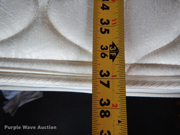 image for item DL0573 2013 Freightliner Cascadia 125  semi truck