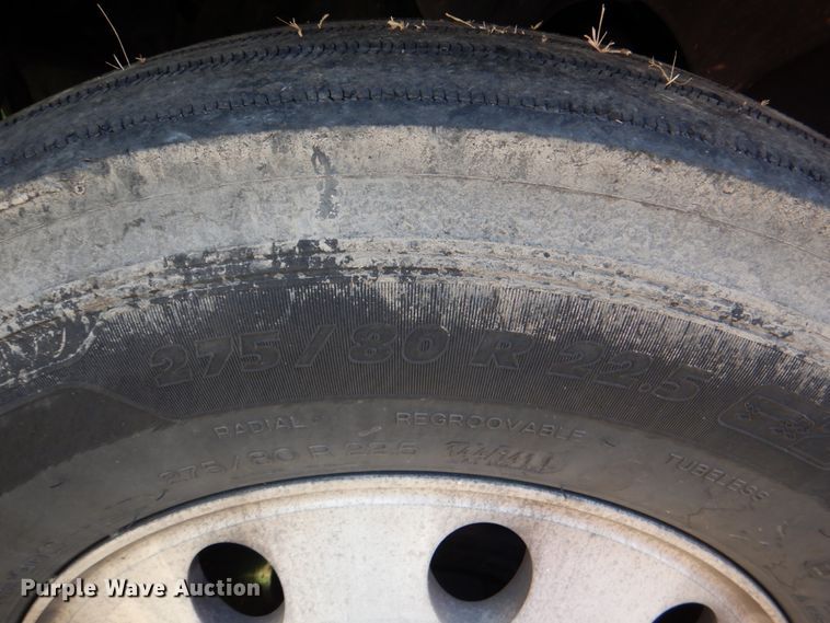 image for item DL0573 2013 Freightliner Cascadia 125  semi truck