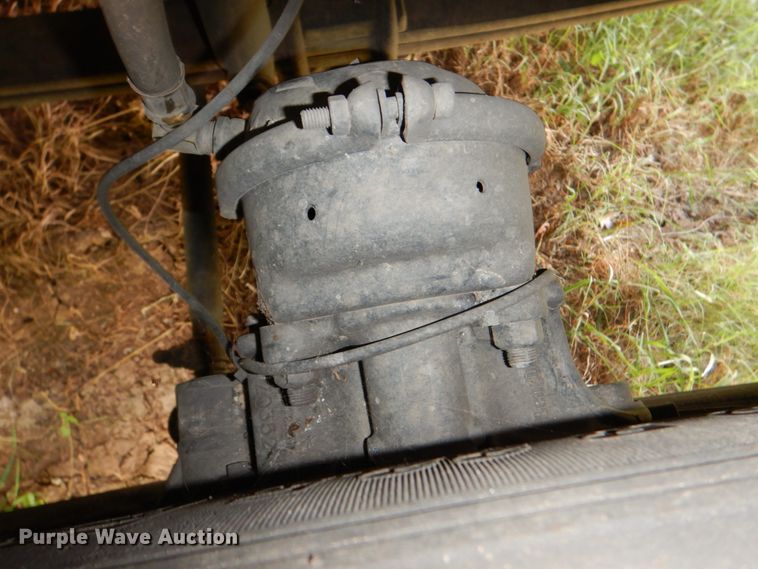 image for item DL0573 2013 Freightliner Cascadia 125  semi truck