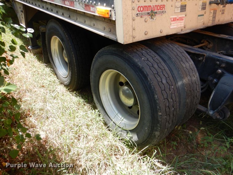 image for item DL0573 2013 Freightliner Cascadia 125  semi truck