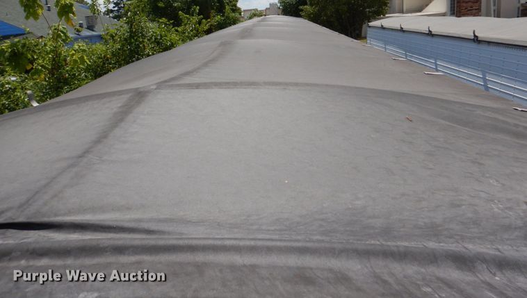 image for item DL0574 2010 Wilson DWH-550CB Commander  grain trailer