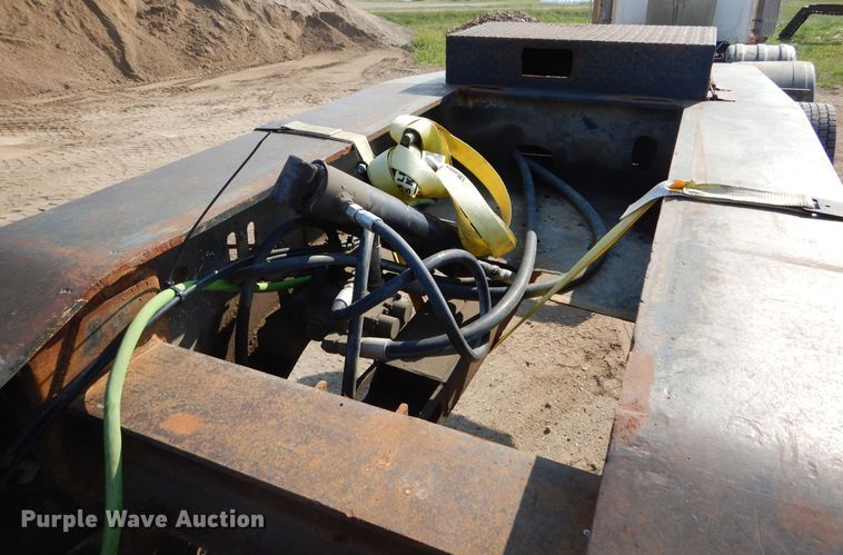 image for item DL6253 1997 Trail King  lowboy equipment trailer