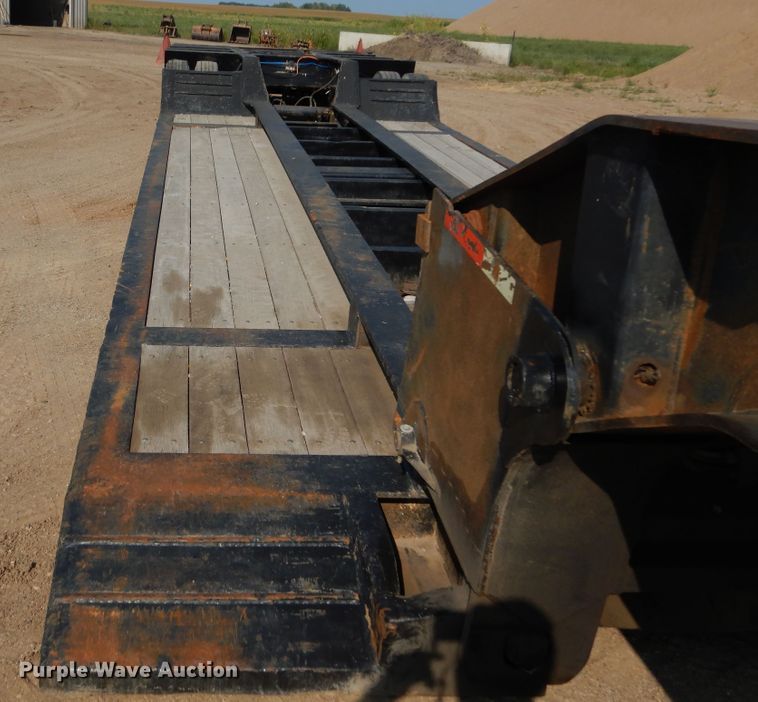 image for item DL6253 1997 Trail King  lowboy equipment trailer