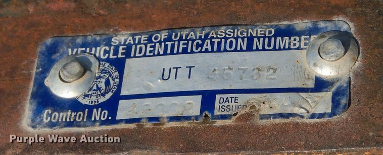 image for item DL6253 1997 Trail King  lowboy equipment trailer