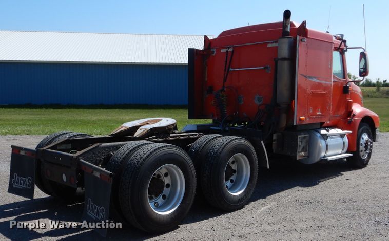 image for item DL6255 2006 International Eagle 9200i  semi truck