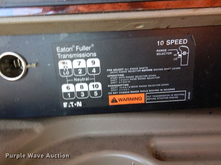 image for item DL6255 2006 International Eagle 9200i  semi truck