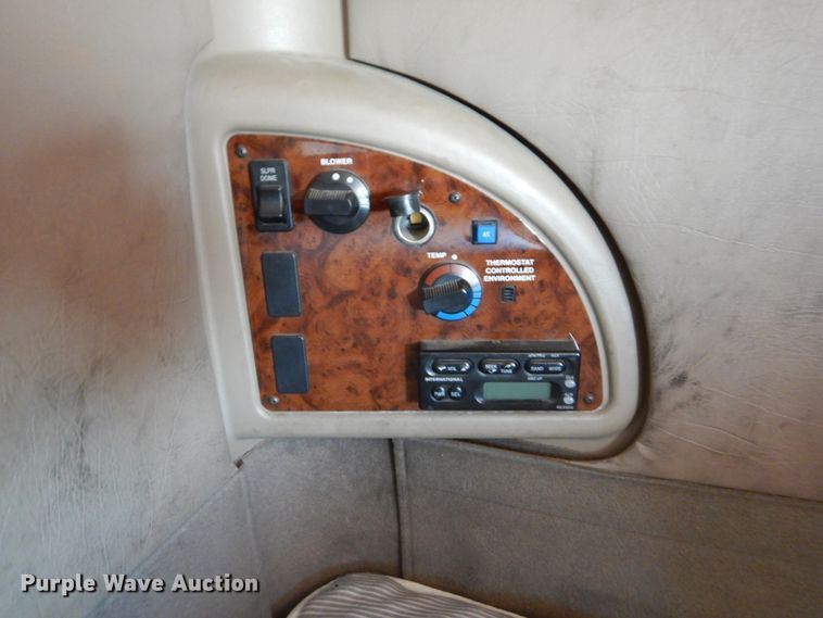 image for item DL6255 2006 International Eagle 9200i  semi truck