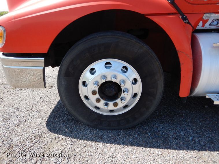 image for item DL6255 2006 International Eagle 9200i  semi truck