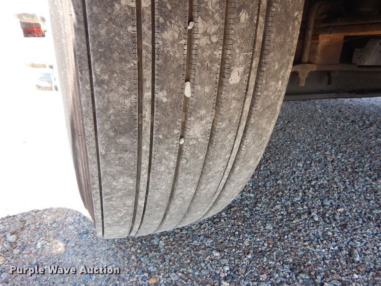 image for item DL6255 2006 International Eagle 9200i  semi truck