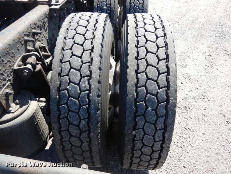 image for item DL6255 2006 International Eagle 9200i  semi truck