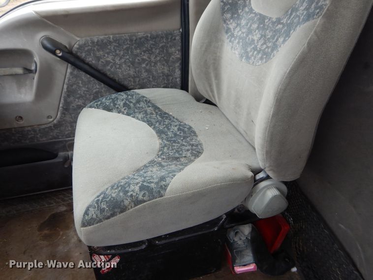 image for item DM4342 2002 Sterling A9500  semi truck