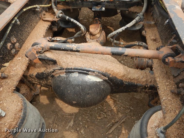 image for item DM4342 2002 Sterling A9500  semi truck