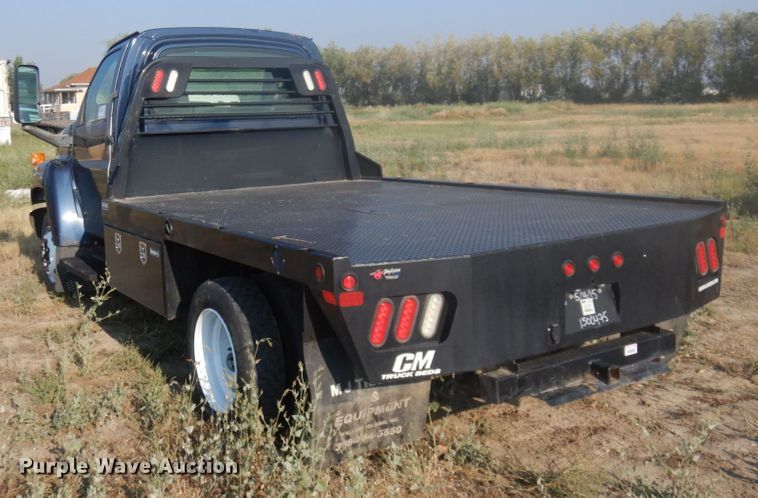 image for item DM5268 2005 Chevrolet C4500  flatbed truck