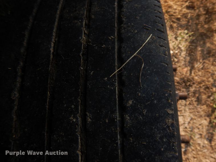 image for item DM5268 2005 Chevrolet C4500  flatbed truck