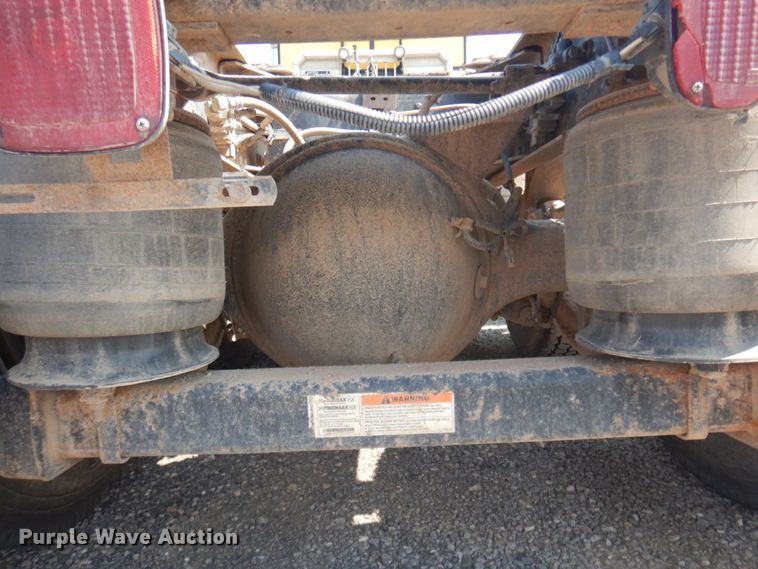 image for item DM5280 2014 Caterpillar CT660  semi truck