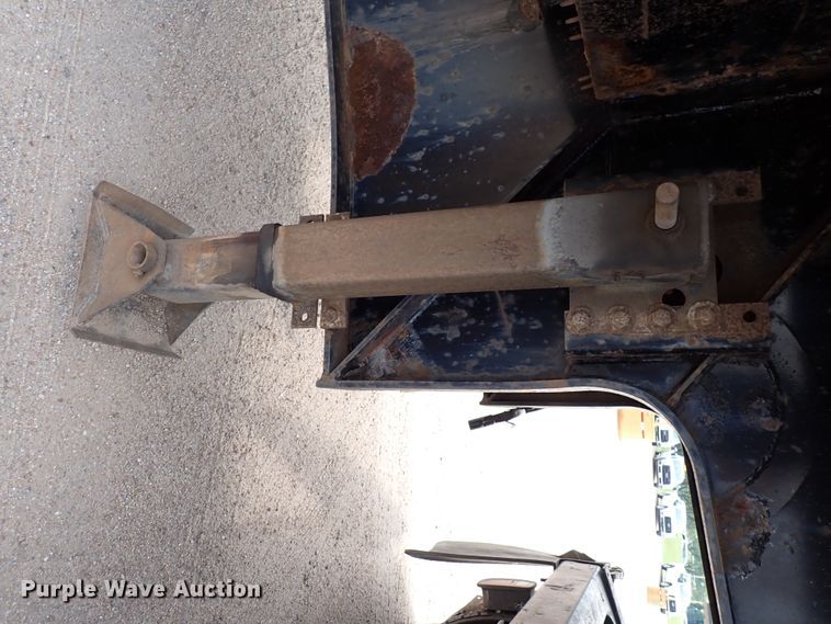 image for item DN1801 1996 Doonan  drop deck equipment trailer