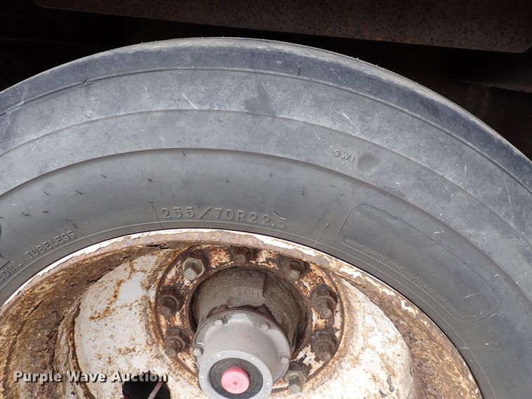 image for item DN1801 1996 Doonan  drop deck equipment trailer