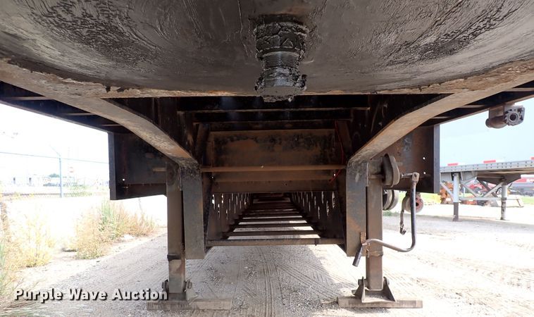 image for item DN1801 1996 Doonan  drop deck equipment trailer