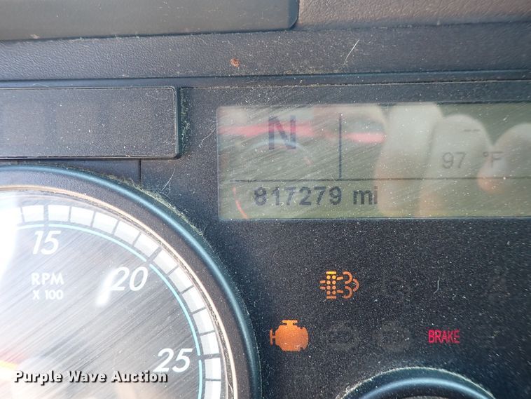 image for item DN1948 2014 Freightliner Cascadia 125  semi truck