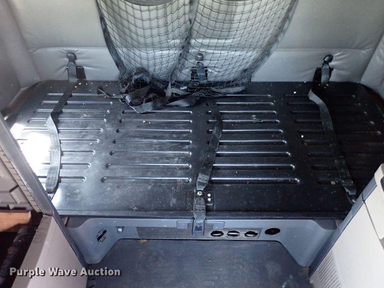 image for item DN1948 2014 Freightliner Cascadia 125  semi truck