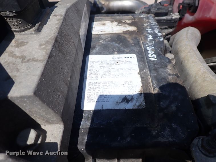 image for item DN1948 2014 Freightliner Cascadia 125  semi truck