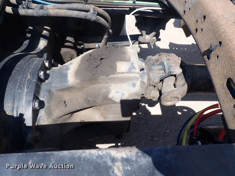 image for item DN1948 2014 Freightliner Cascadia 125  semi truck