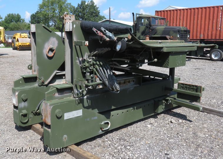 image for item FP9373 2003 Tru Hitch 250M  fifth wheel towing attachment