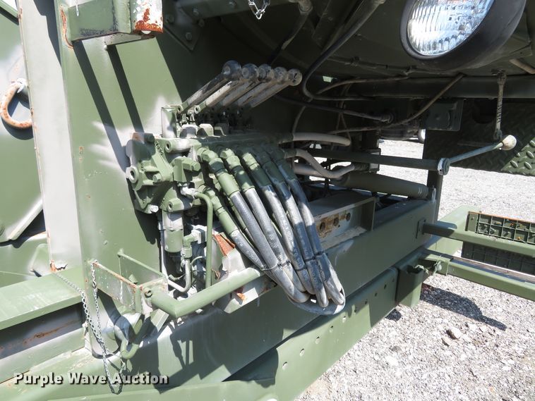 image for item FP9373 2003 Tru Hitch 250M  fifth wheel towing attachment