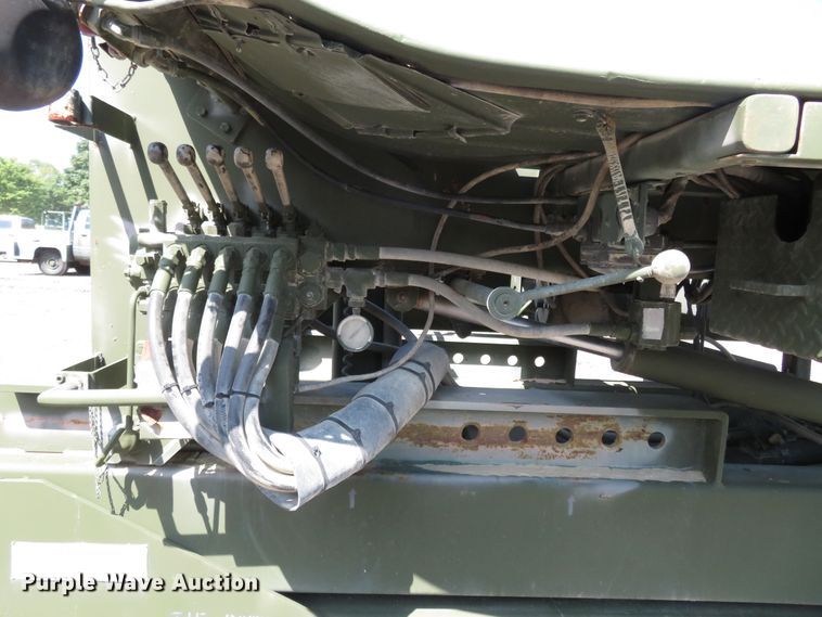 image for item FP9373 2003 Tru Hitch 250M  fifth wheel towing attachment