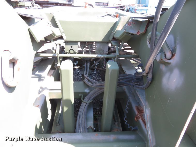 image for item FP9373 2003 Tru Hitch 250M  fifth wheel towing attachment