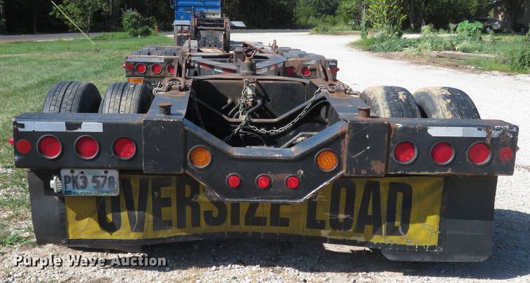 image for item FP9388 2005 Fontaine TH55-4  low boy equipment trailer