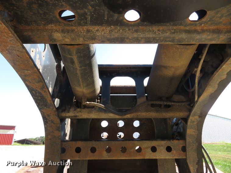 image for item FP9388 2005 Fontaine TH55-4  low boy equipment trailer