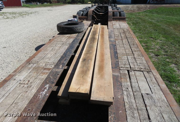 image for item FP9388 2005 Fontaine TH55-4  low boy equipment trailer