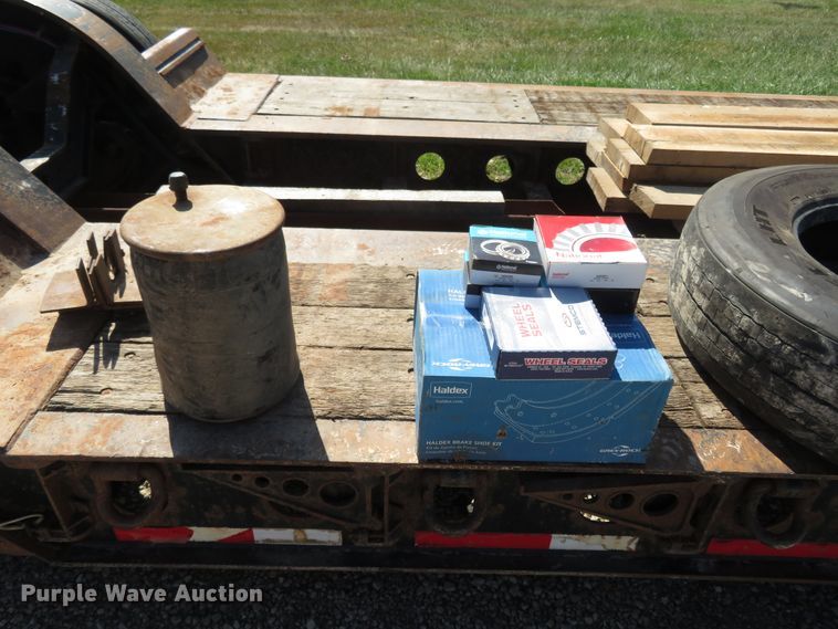 image for item FP9388 2005 Fontaine TH55-4  low boy equipment trailer