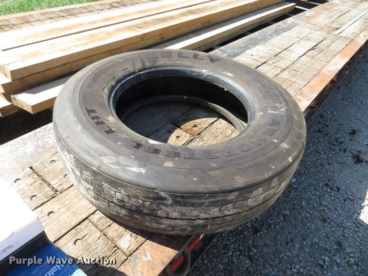 image for item FP9388 2005 Fontaine TH55-4  low boy equipment trailer