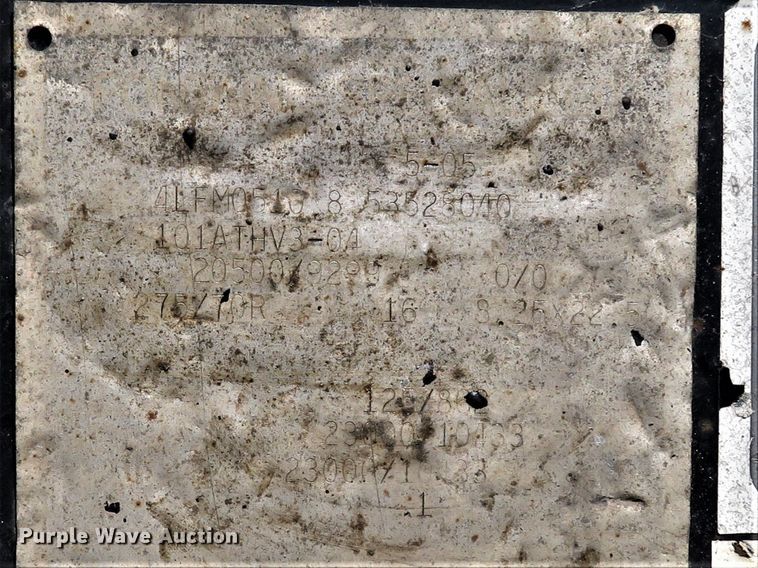 image for item FP9388 2005 Fontaine TH55-4  low boy equipment trailer