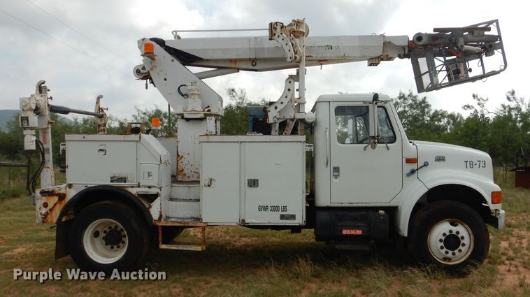 image for item HC9182 2000 International 4700  bucket truck