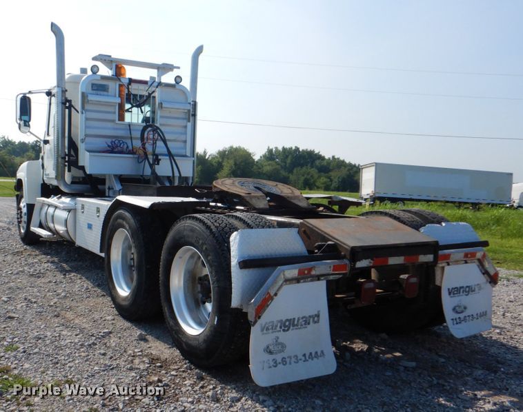 image for item HT9378 2012 Mack CHU613  semi truck