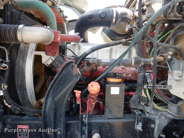 image for item HT9378 2012 Mack CHU613  semi truck