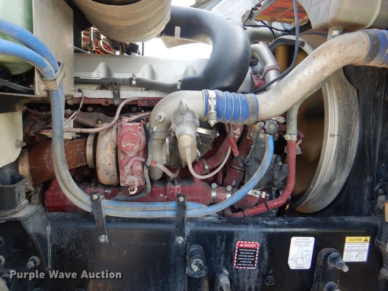 image for item HT9378 2012 Mack CHU613  semi truck