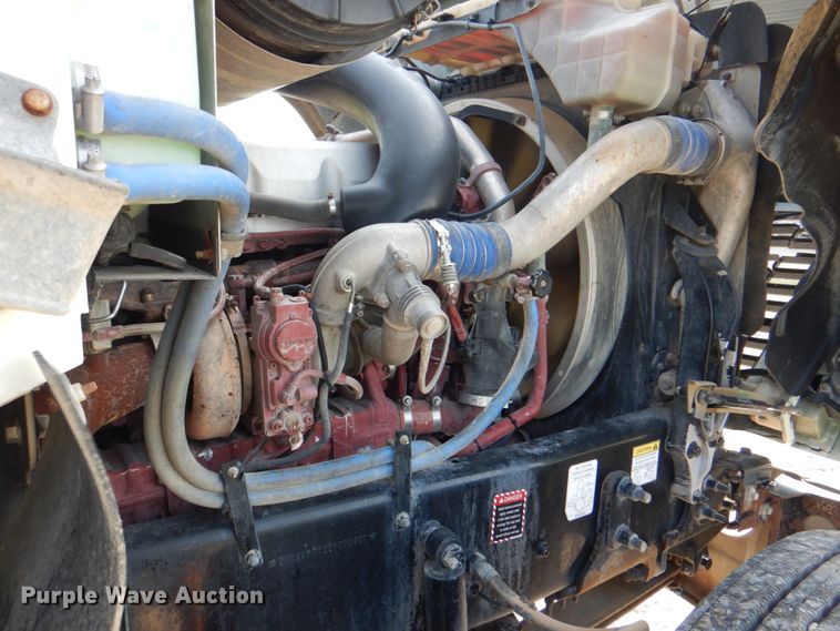 image for item HT9378 2012 Mack CHU613  semi truck