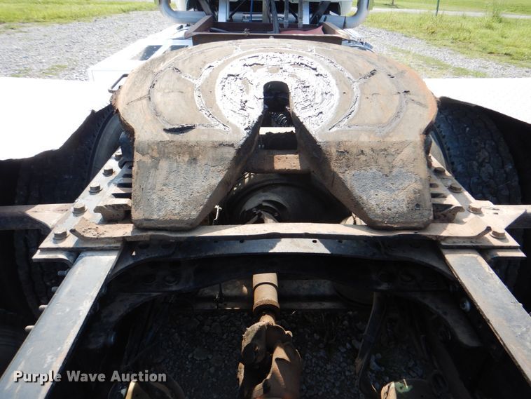 image for item HT9378 2012 Mack CHU613  semi truck