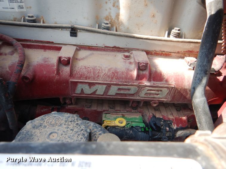 image for item HT9379 2013 Mack CHU613  semi truck