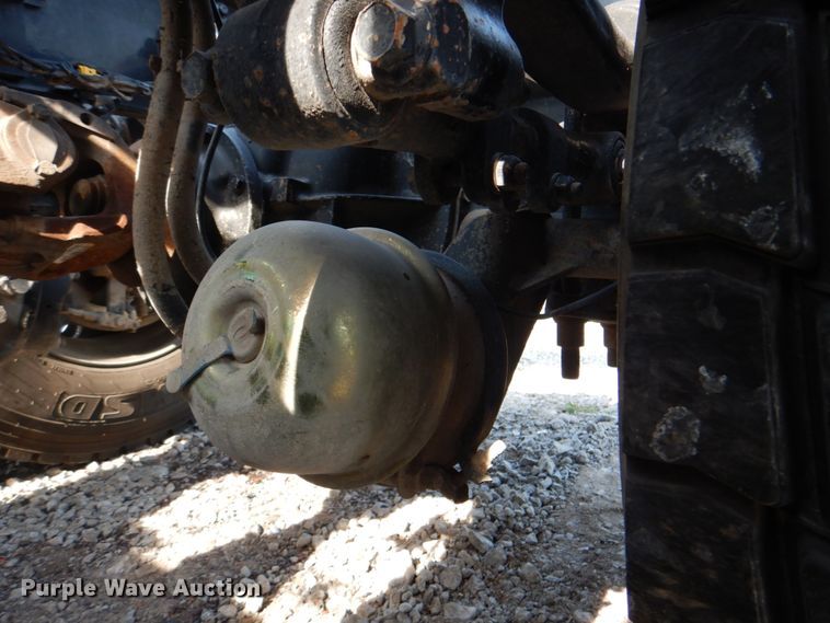 image for item HT9379 2013 Mack CHU613  semi truck