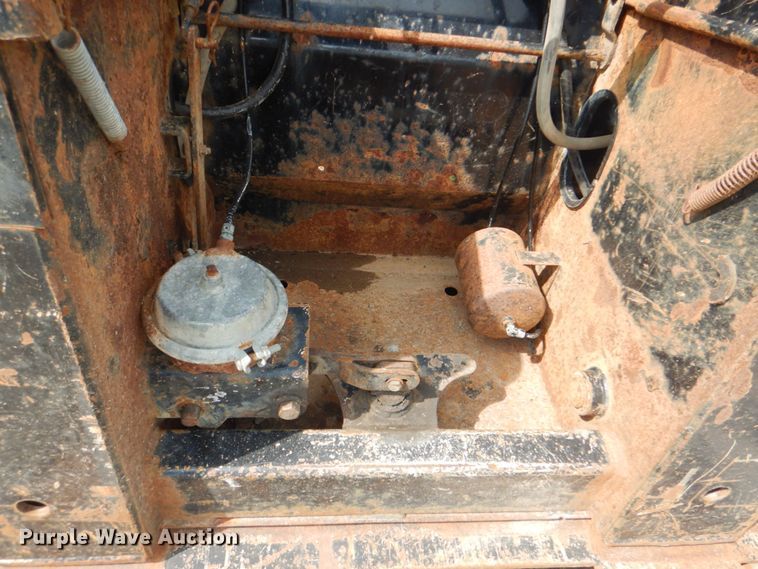 image for item HT9408 2005 Trail King TK110HDG543  lowboy equipment trailer