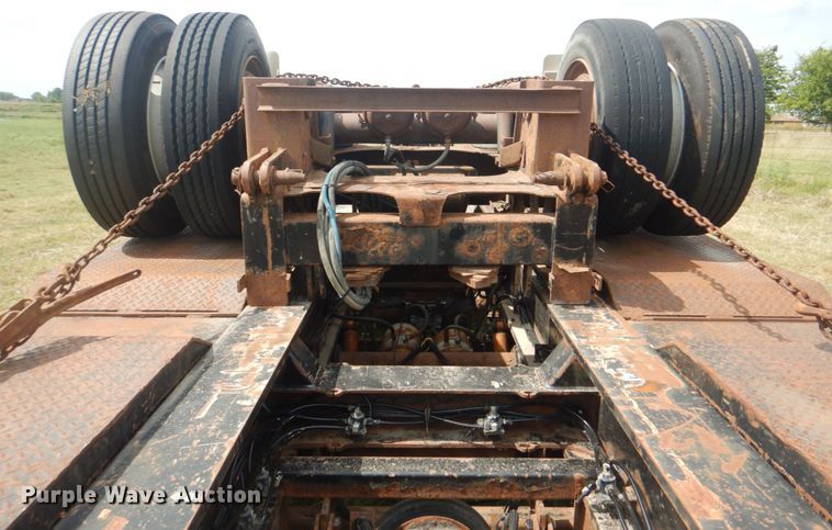 image for item HT9408 2005 Trail King TK110HDG543  lowboy equipment trailer