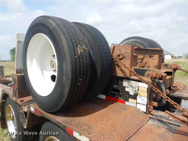 image for item HT9408 2005 Trail King TK110HDG543  lowboy equipment trailer