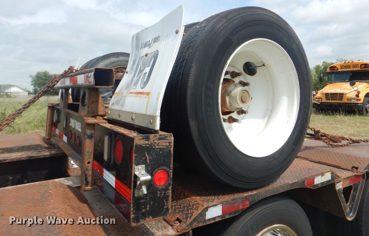 image for item HT9408 2005 Trail King TK110HDG543  lowboy equipment trailer